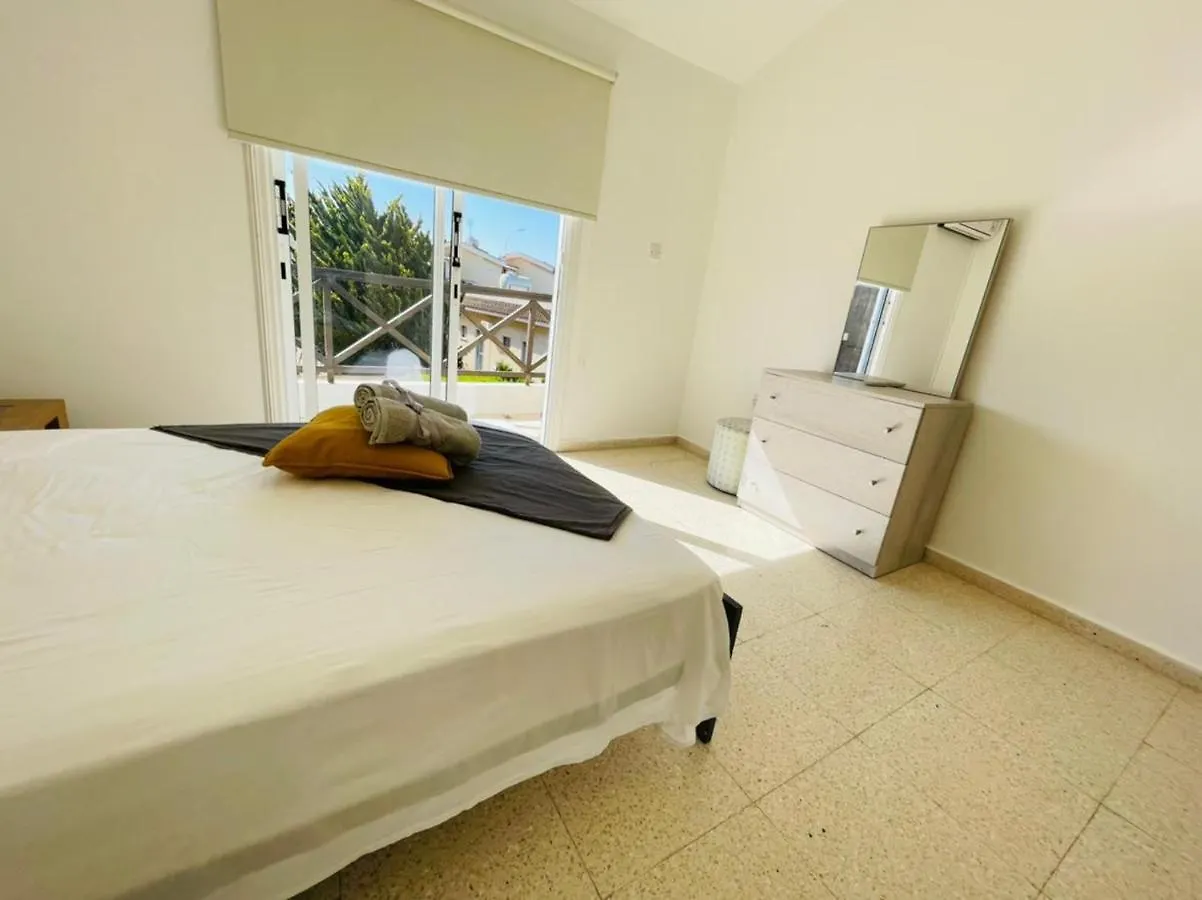 Mersey Faros Complex Perivolia Holiday home